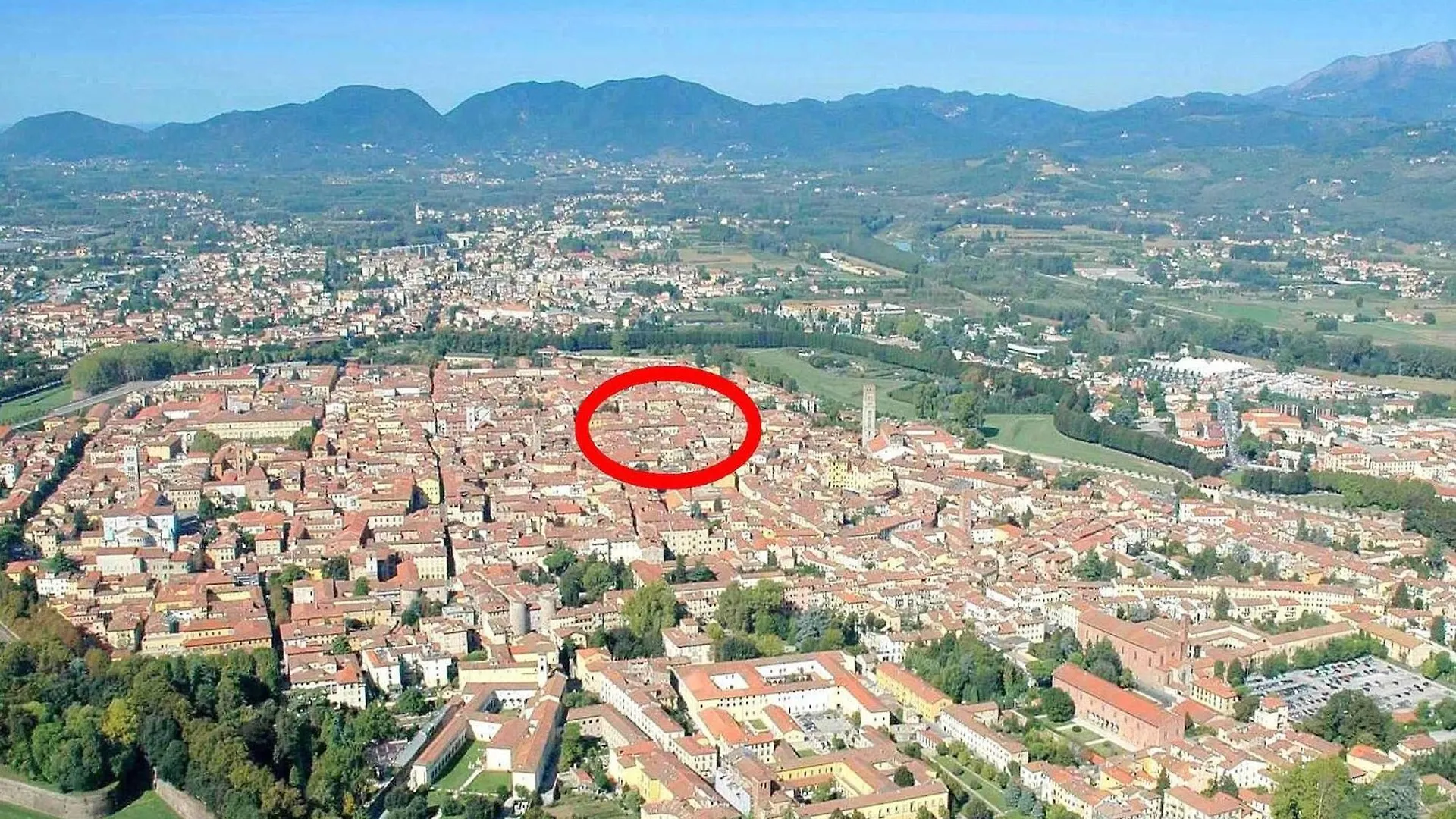 Apartment In The Historic Center Of Lucca