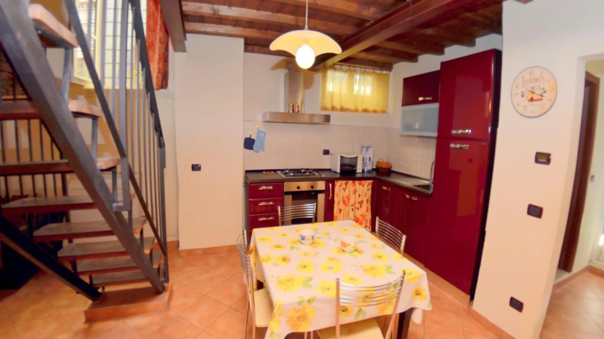 Apartment In The Historic Center Of Lucca Italy